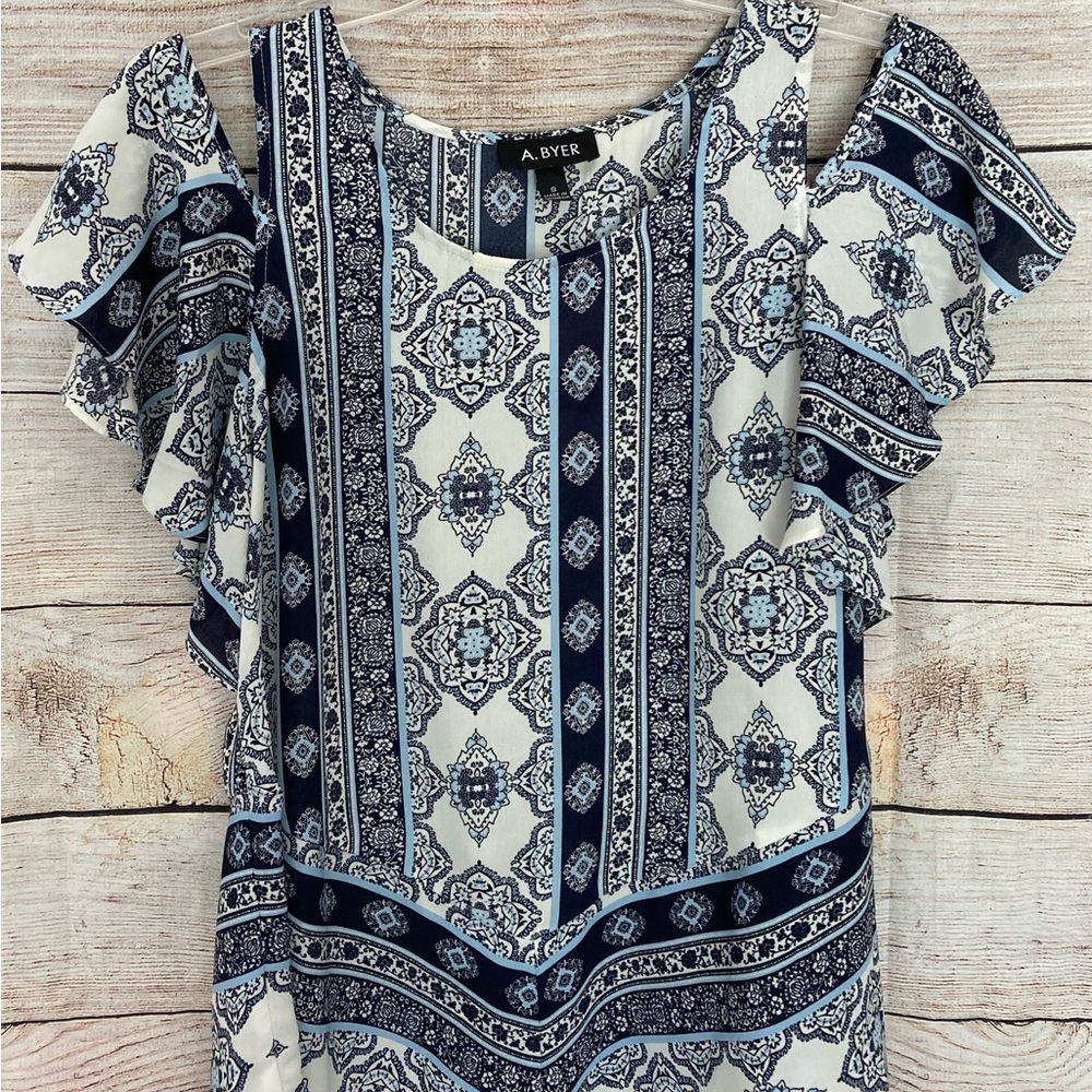 A. Byer Blue and White Patterned Women's Top